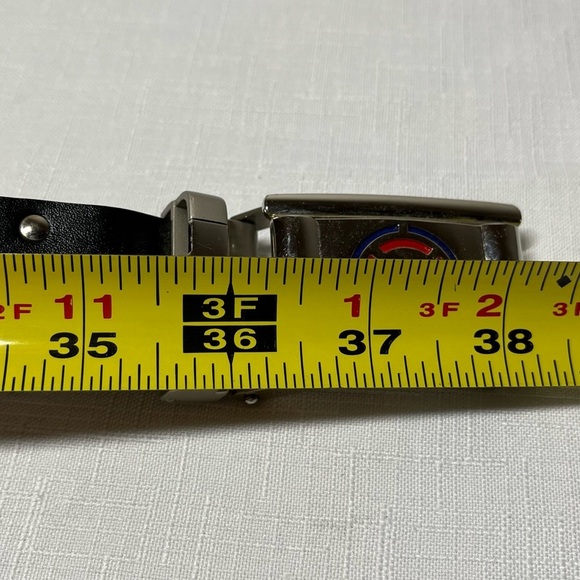 Belt with “N” on buckle. DNL on back. Black. 36”. Unique! - Picture 7 of 7